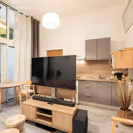 Secret Jungle Chartrons - Hyper-centre Jacuzzi Bain Balneo & Cinema * 보르도