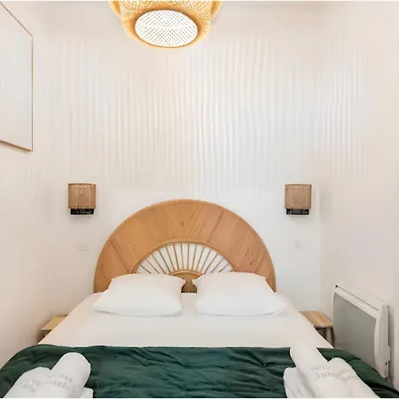 Secret Jungle Chartrons - Hyper-centre Jacuzzi Bain Balneo & Cinema *